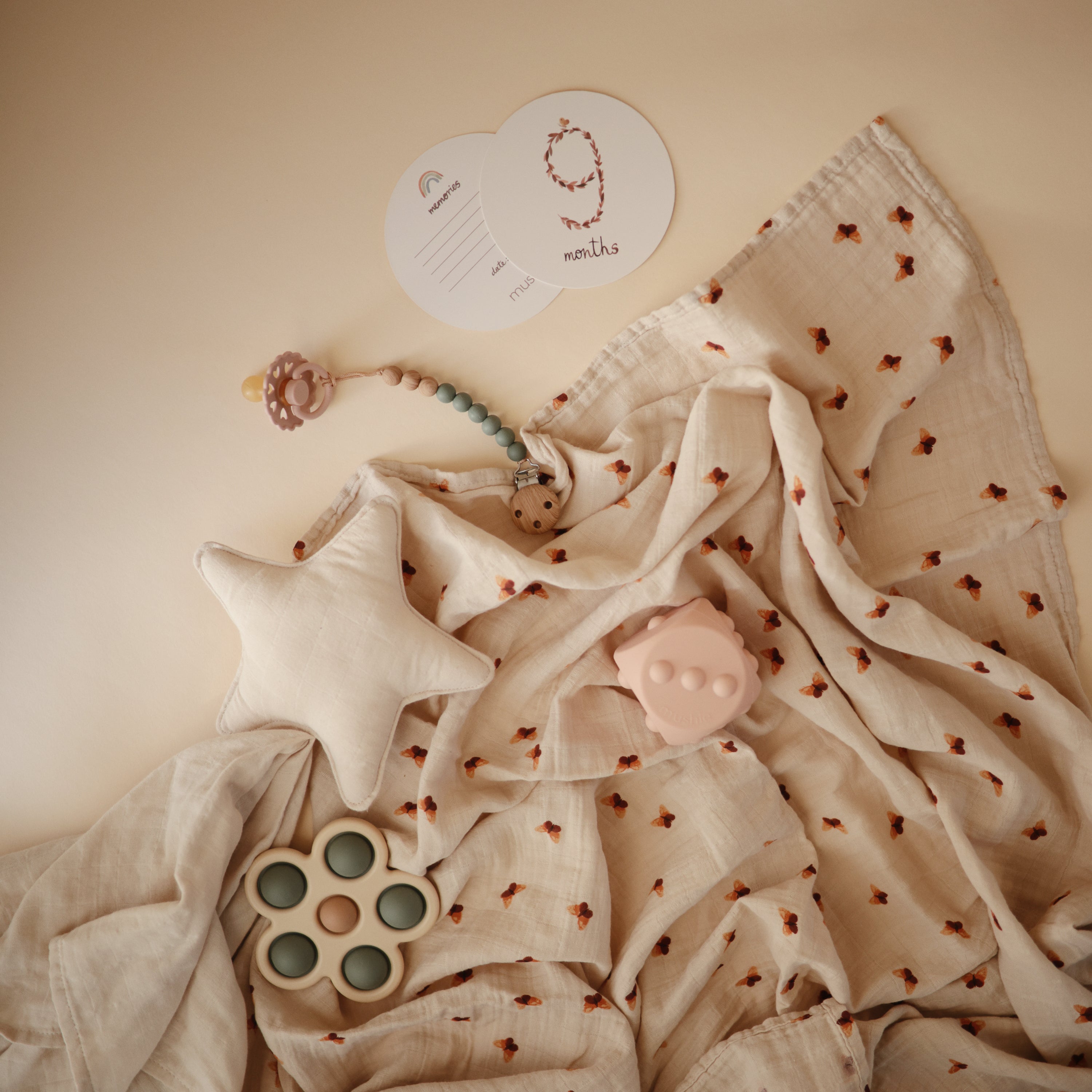 Silicone Pacifier Clip | Eva - Tenth & Pine - Pacifier Clip - Black