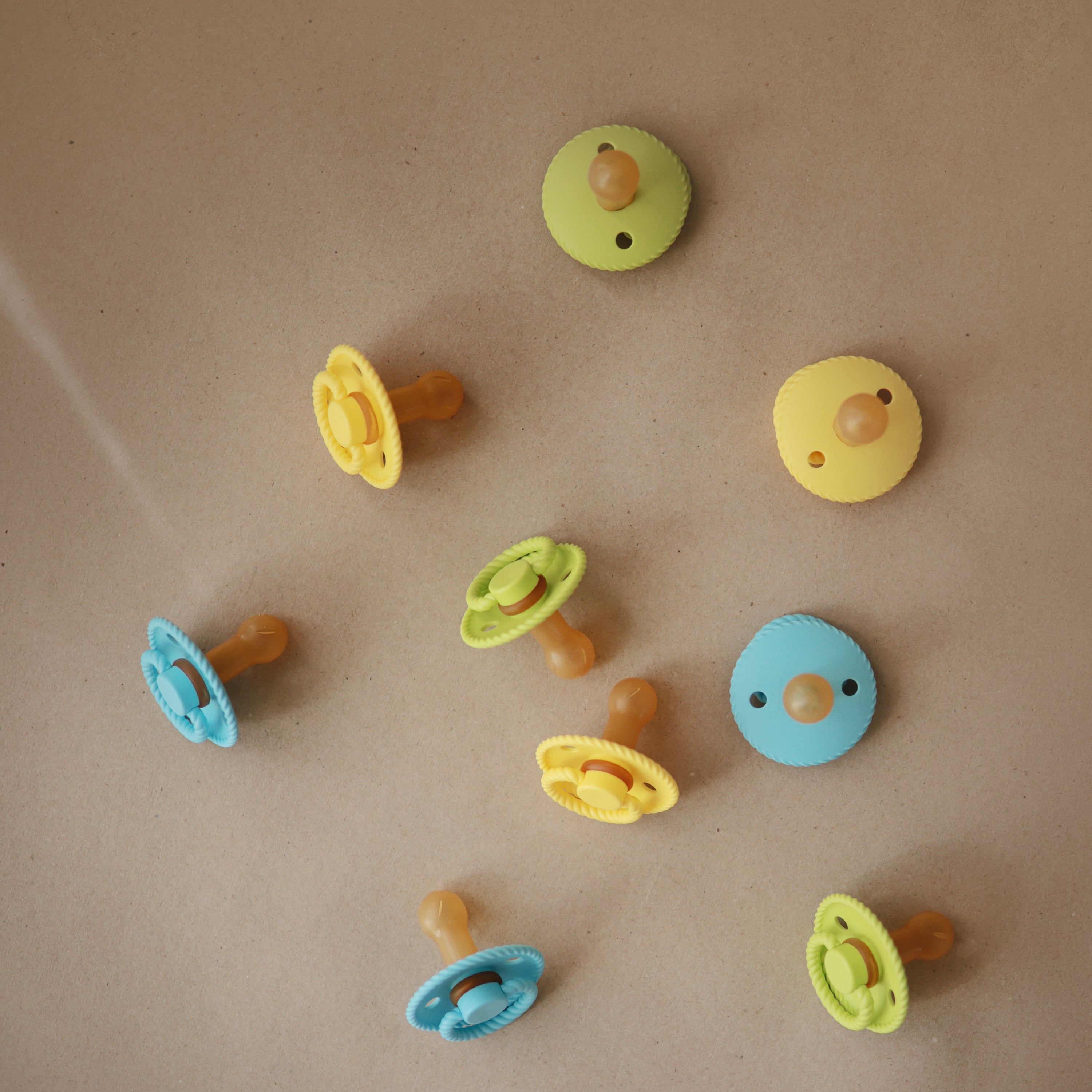 FRIGG Rope Natural Rubber Pacifier 2 - Pack - Tenth & Pine - FRIGG PACIFIERS - 6 - 18 months - Cream/Green Tea