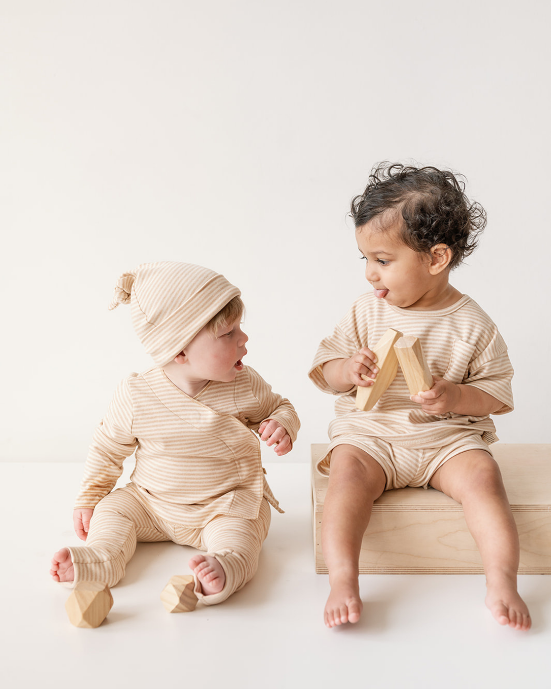 Riley Magnetic Baby Set in Stripes