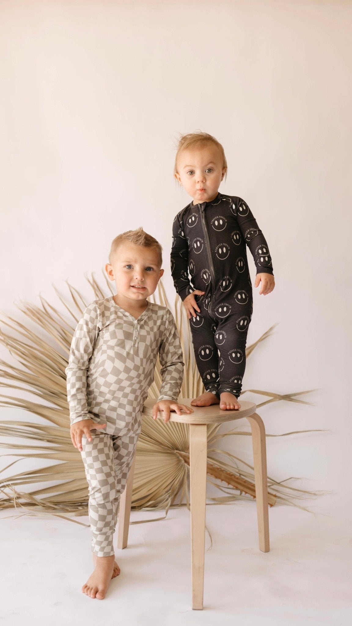 Bamboo Zip Pajamas | Charcoal & White ff Smile - Tenth & Pine - pajamas - Newborn