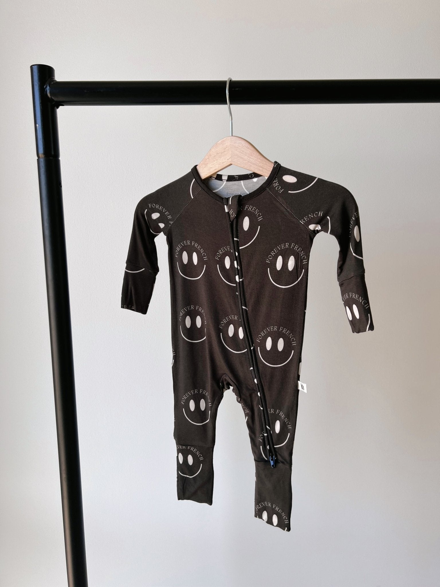 Bamboo Zip Pajamas | Charcoal & White ff Smile - Tenth & Pine - pajamas - Newborn
