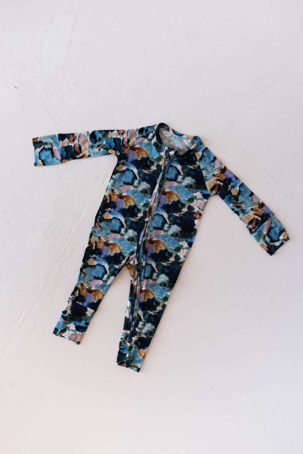 Bamboo Zip Pajamas | Charli Print - Tenth & Pine - Newborn