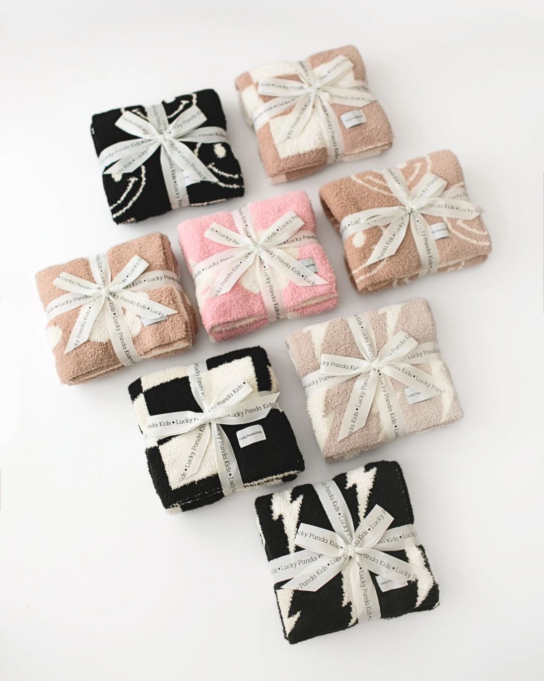 Checkered Plush Blanket | Latte - Tenth & Pine - Plush Blanket -