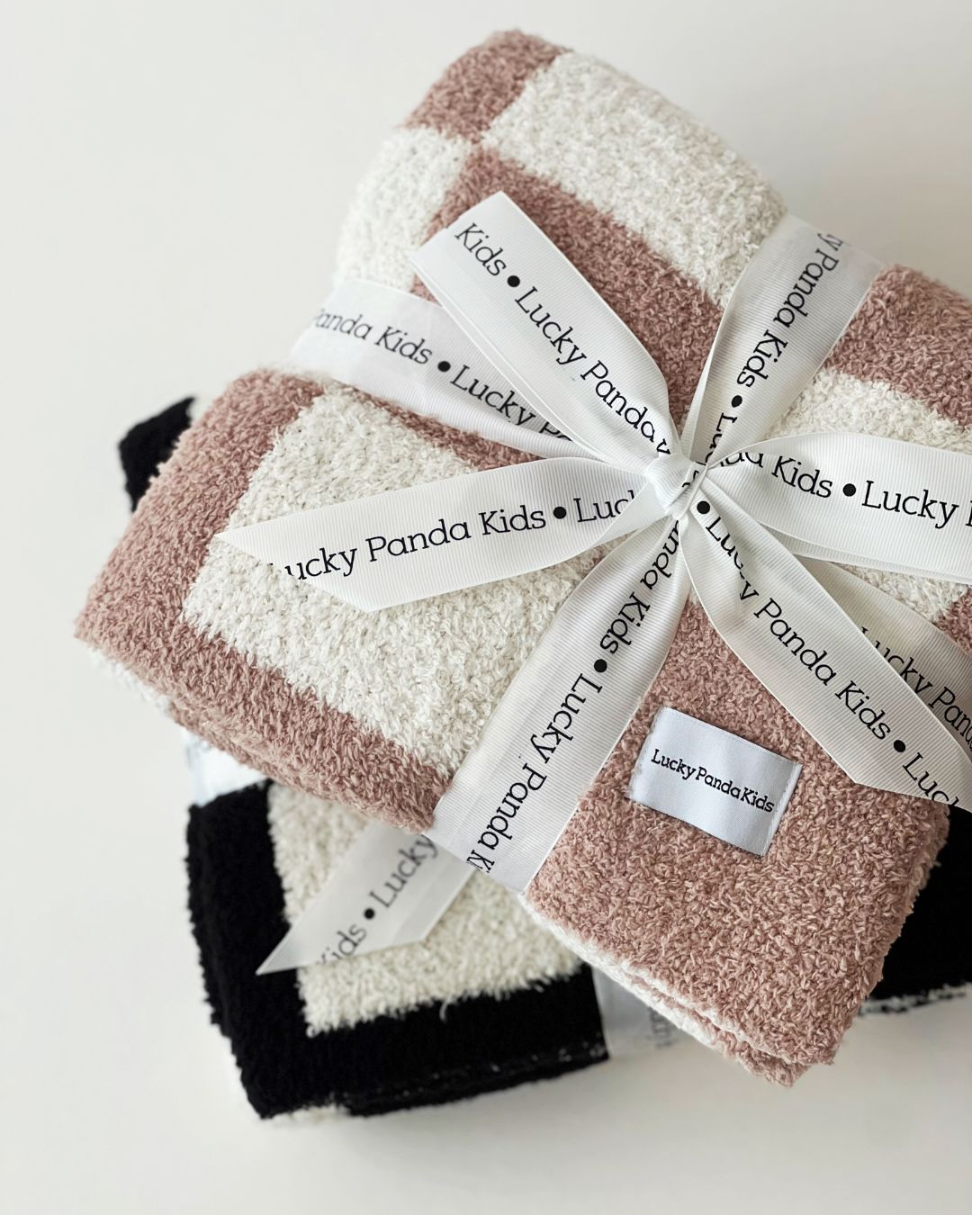 Checkered Plush Blanket | Latte - Tenth & Pine - Plush Blanket -