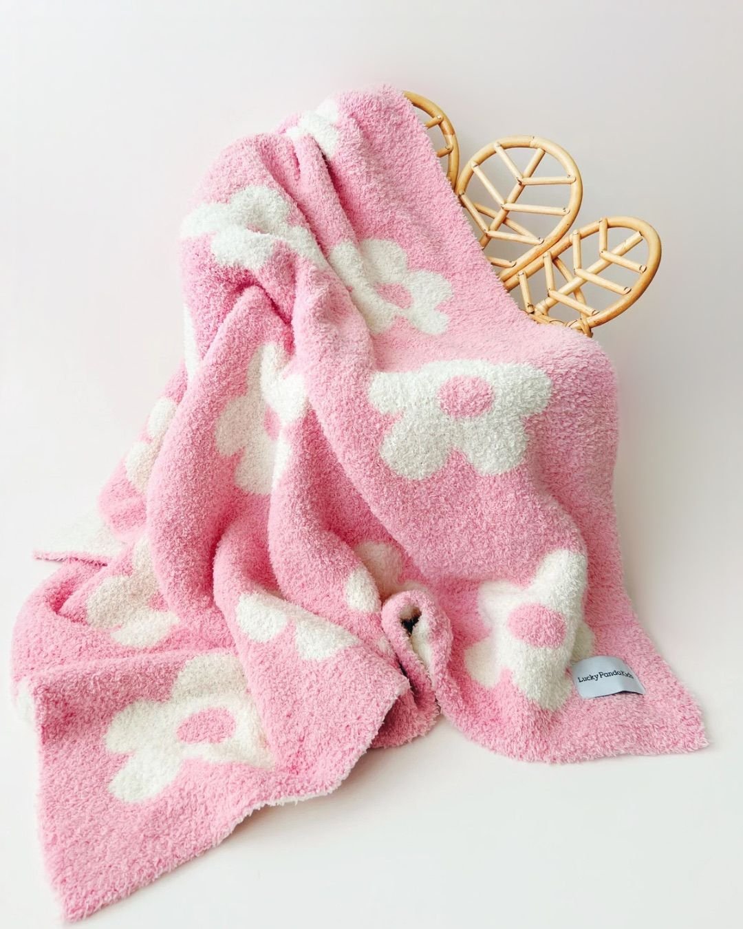 Daisy Fuzzy Blanket | Pink - Tenth & Pine - Plush Blanket -
