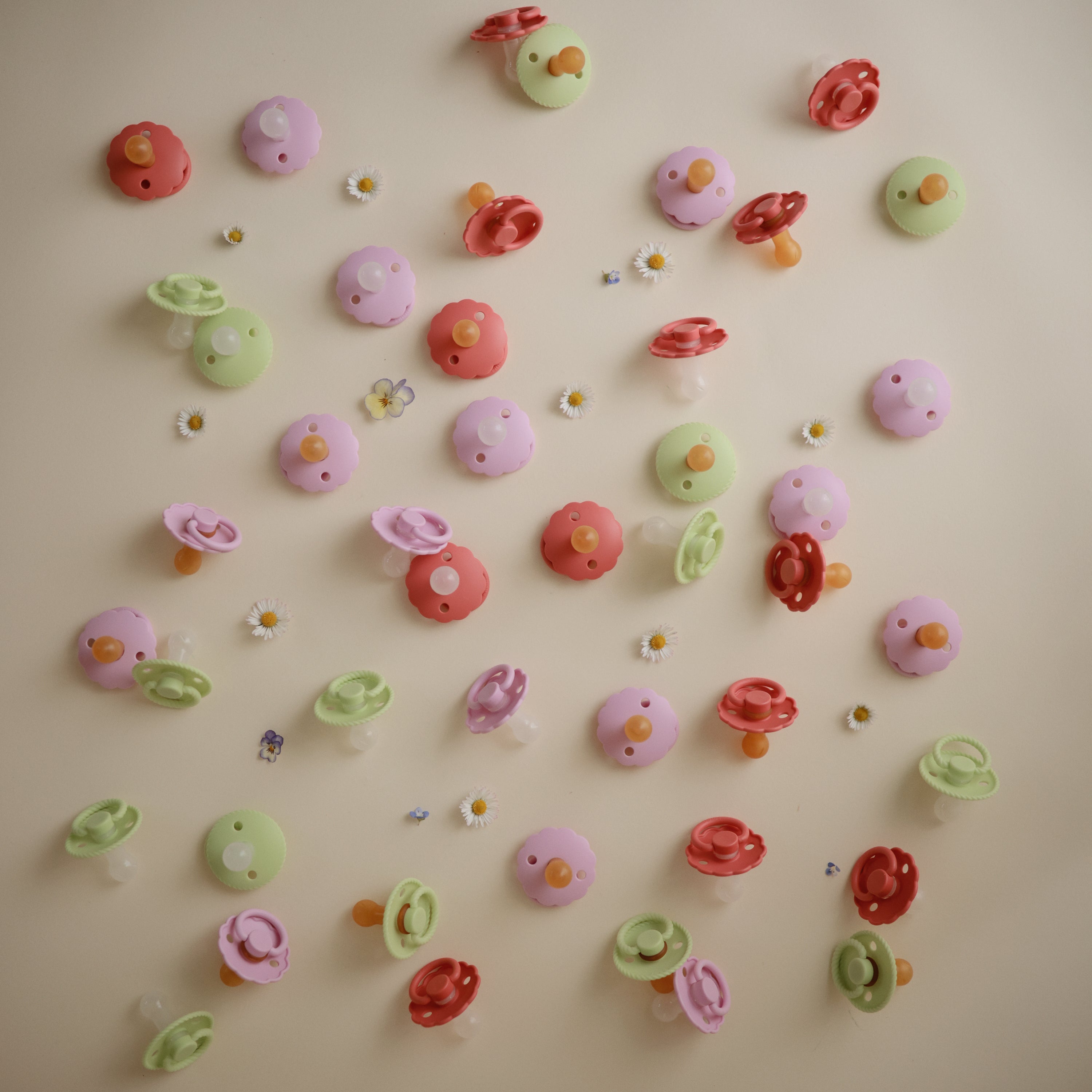 FRIGG Rope Natural Rubber Pacifier 2 - Pack - Tenth & Pine - FRIGG PACIFIERS - 6 - 18 months - Cream/Green Tea