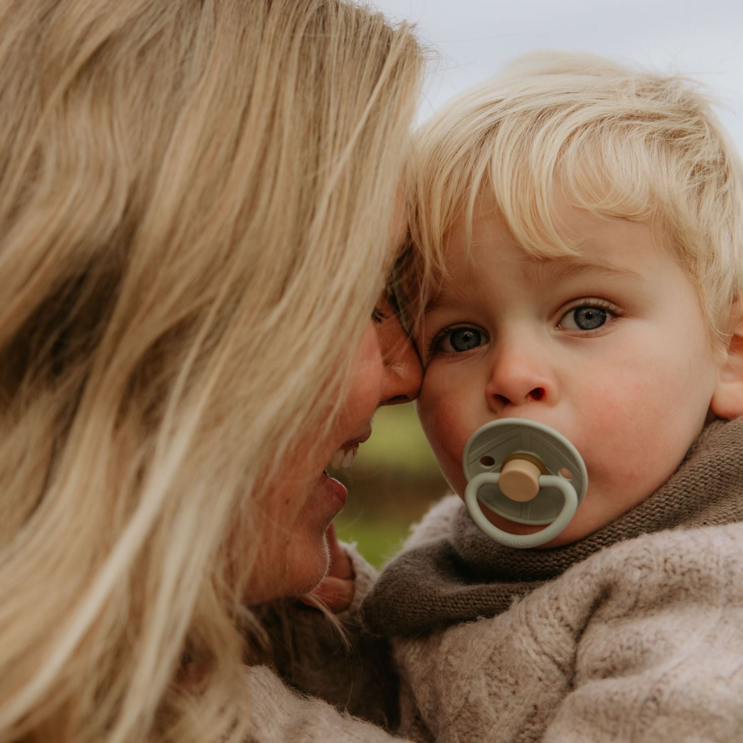 FRIGG Natural Rubber Pacifier 4 - Pack - Tenth & Pine - FRIGG PACIFIERS - 6 - 18 Months - Sunset Bliss