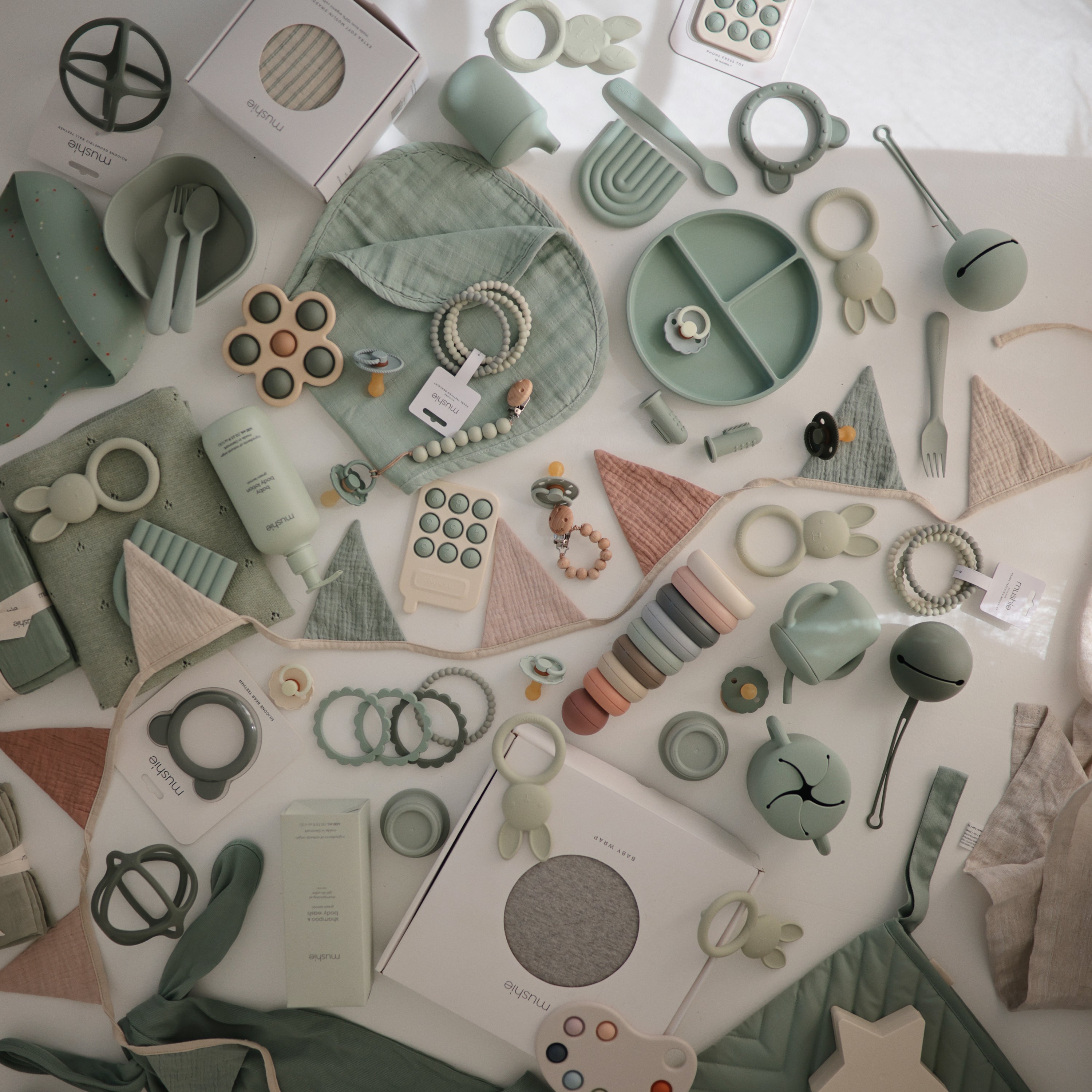 FRIGG Rope Natural Rubber Pacifier 2 - Pack - Tenth & Pine - FRIGG PACIFIERS - 6 - 18 months - Cream/Green Tea