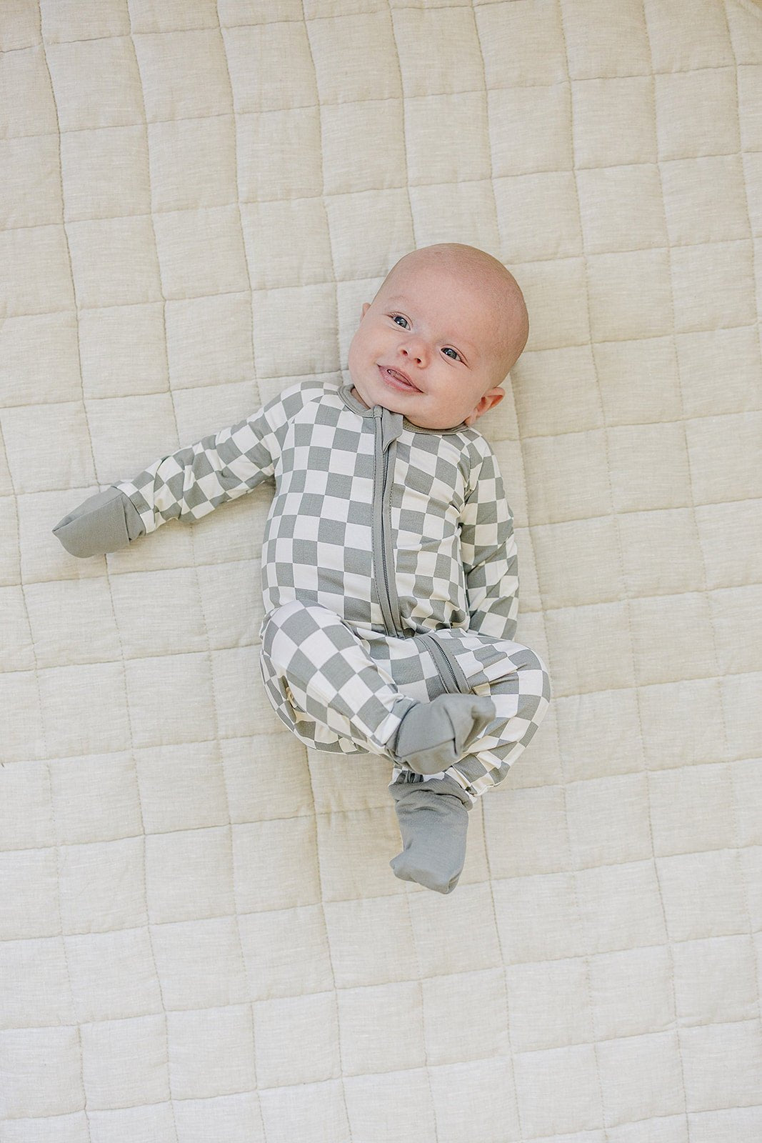 Light Green Checkered Bamboo Zipper - Tenth & Pine - NB