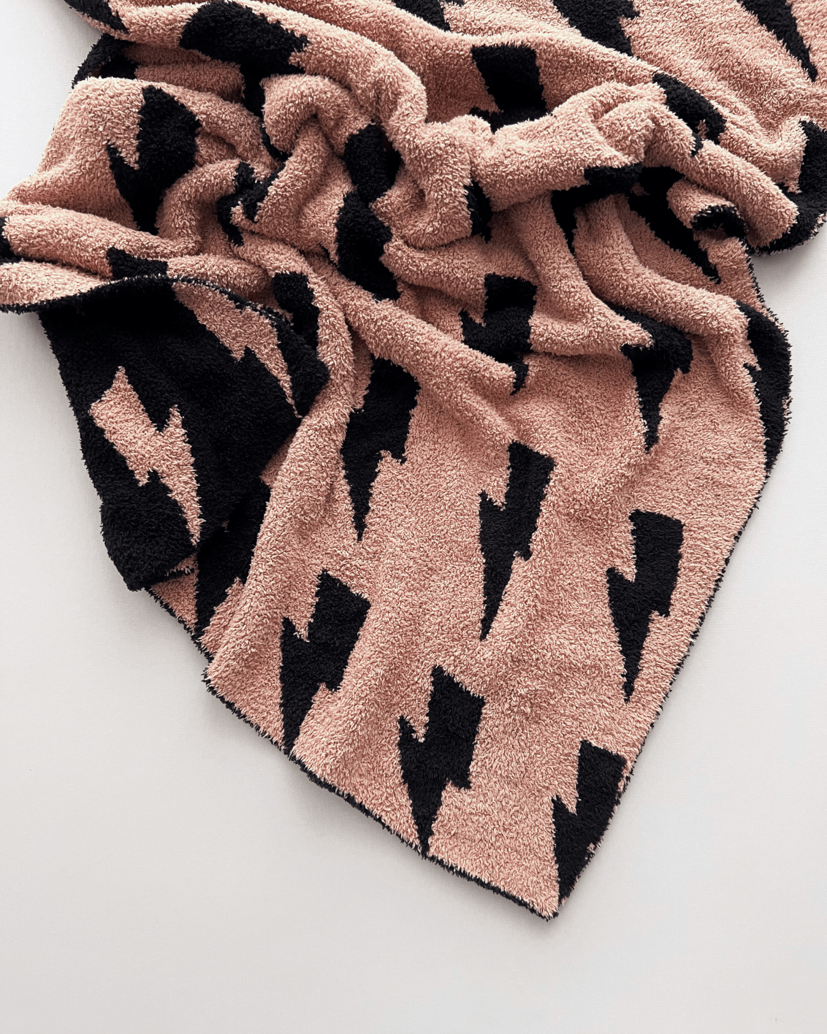 Lightning Bolt Fuzzy Blanket | Mocha - Tenth & Pine - Plush Blanket -
