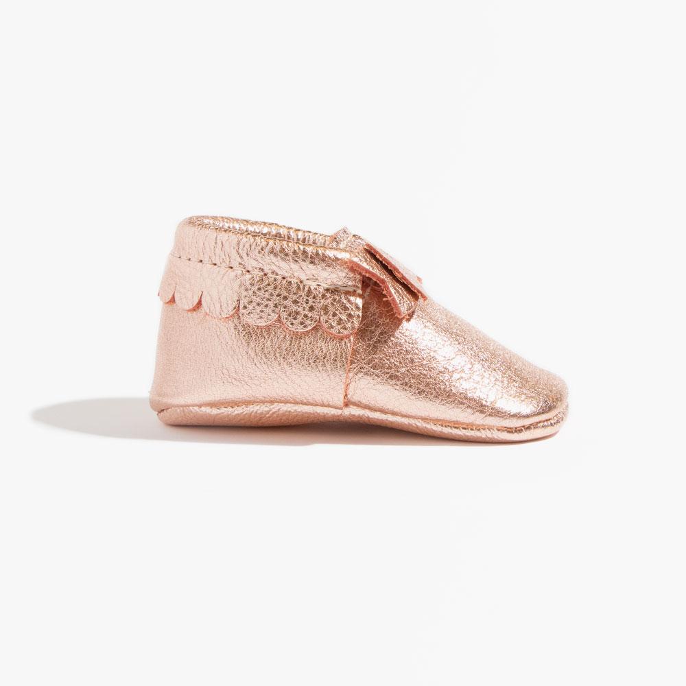Rose Gold Bow Baby Shoe - Tenth & Pine - Bow Mocc - Soft Sole - 1