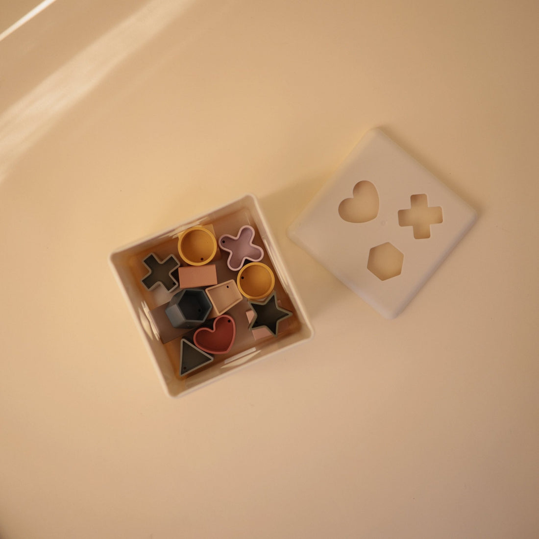 Shape Sorting Box - Tenth & Pine - toys -