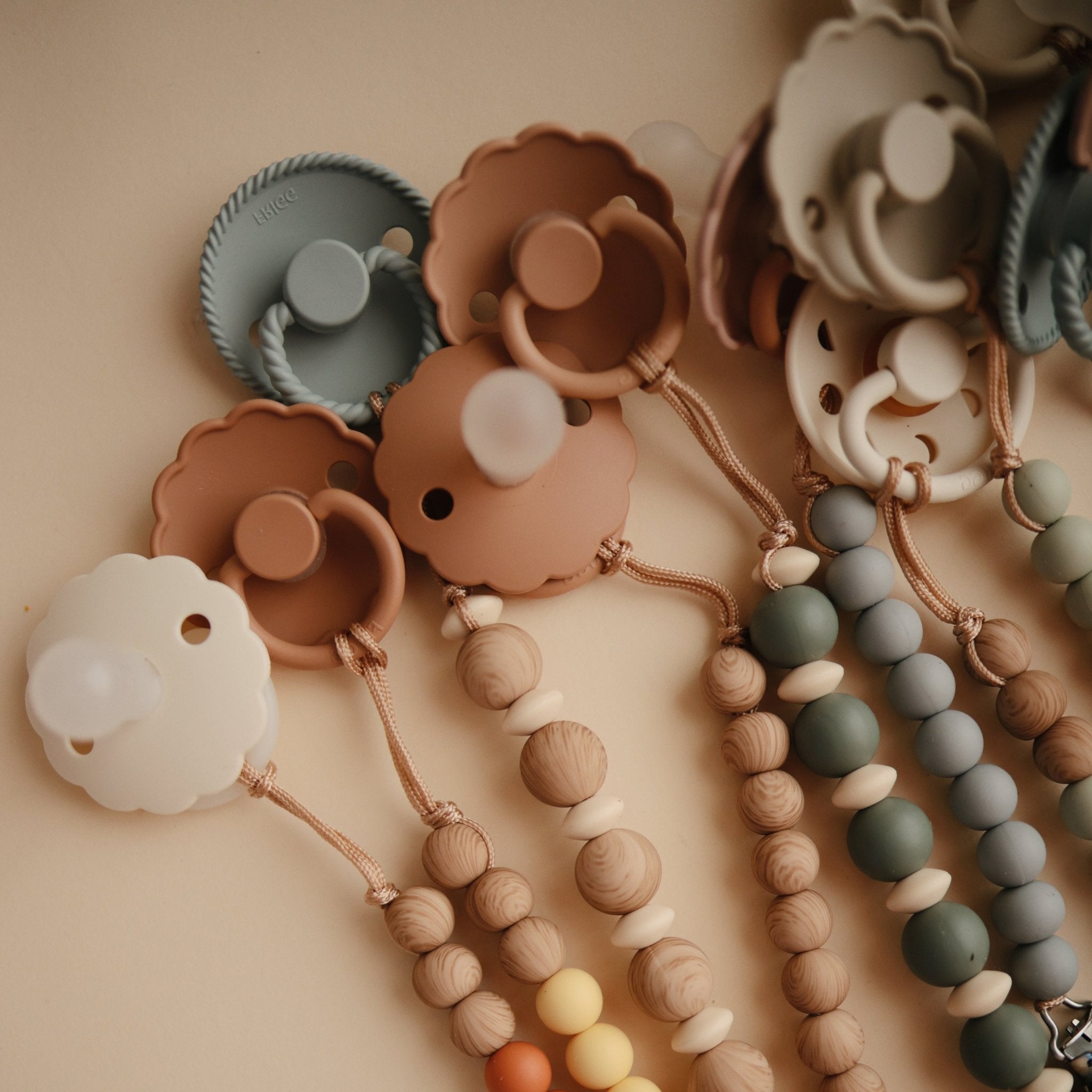 Silicone Pacifier Clip | Luna - Tenth & Pine - Pacifier Clip - Faux Wood