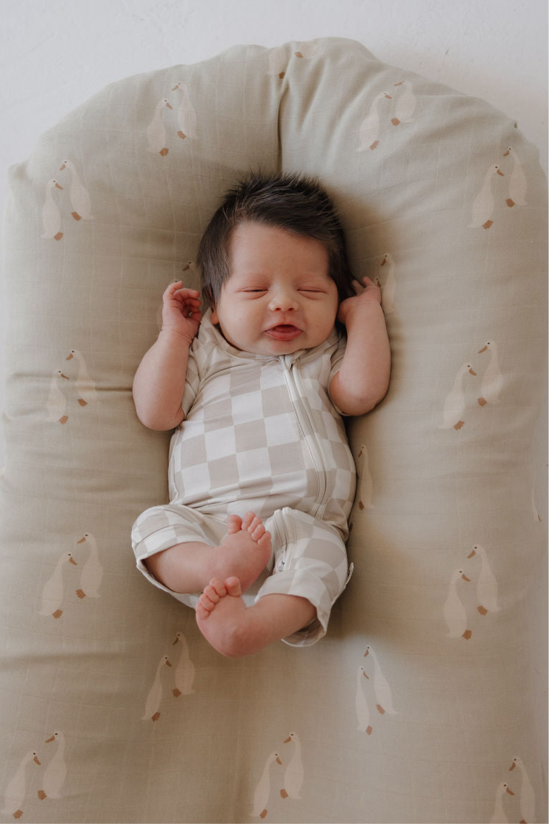 Shortie Bamboo Zip | Checkerboard