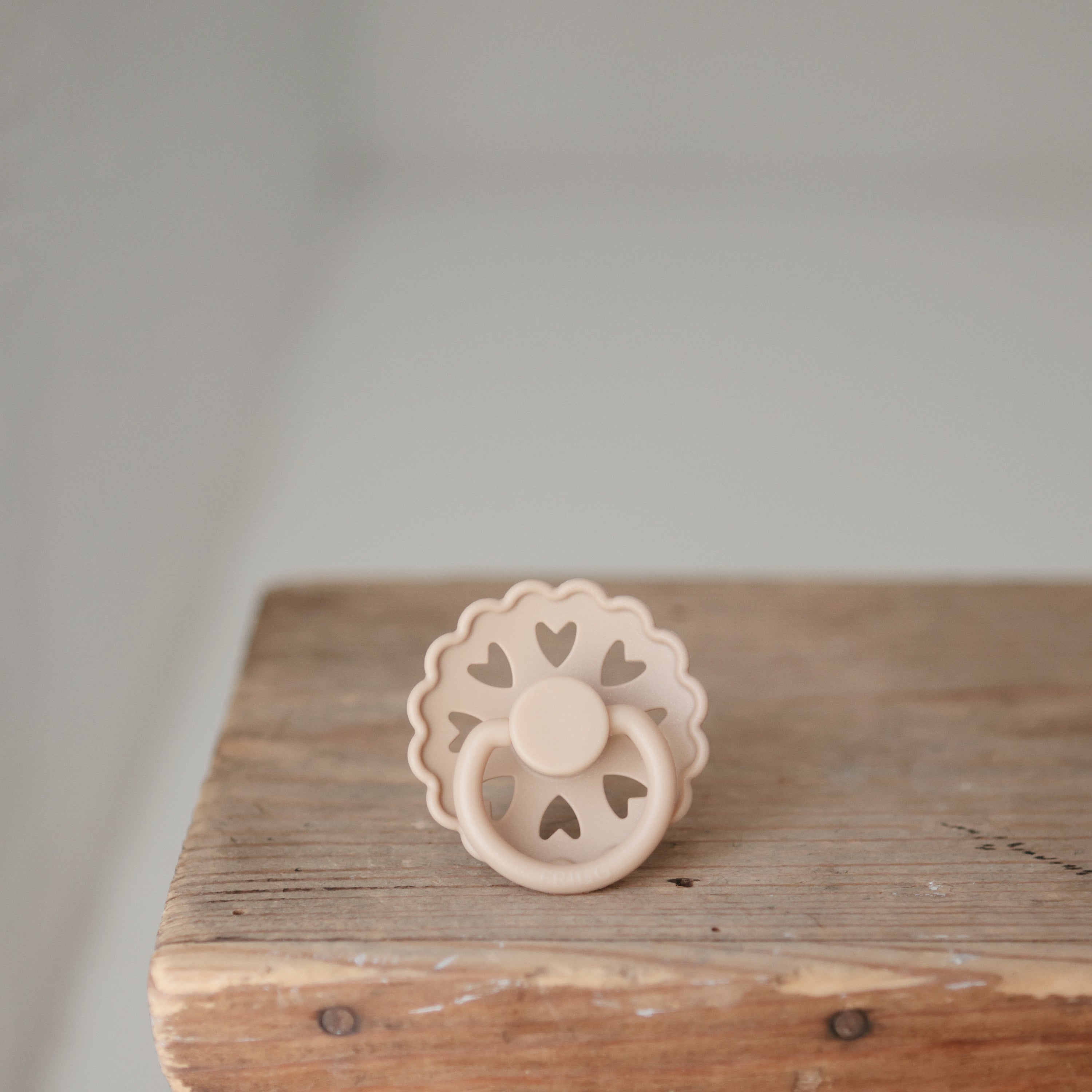 FRIGG Andersen Fairytale Silicone Pacifier 2 - Pack - Tenth &amp; Pine - FRIGG PACIFIERS - 6 - 18 months - Stone Blue/Willow Gray