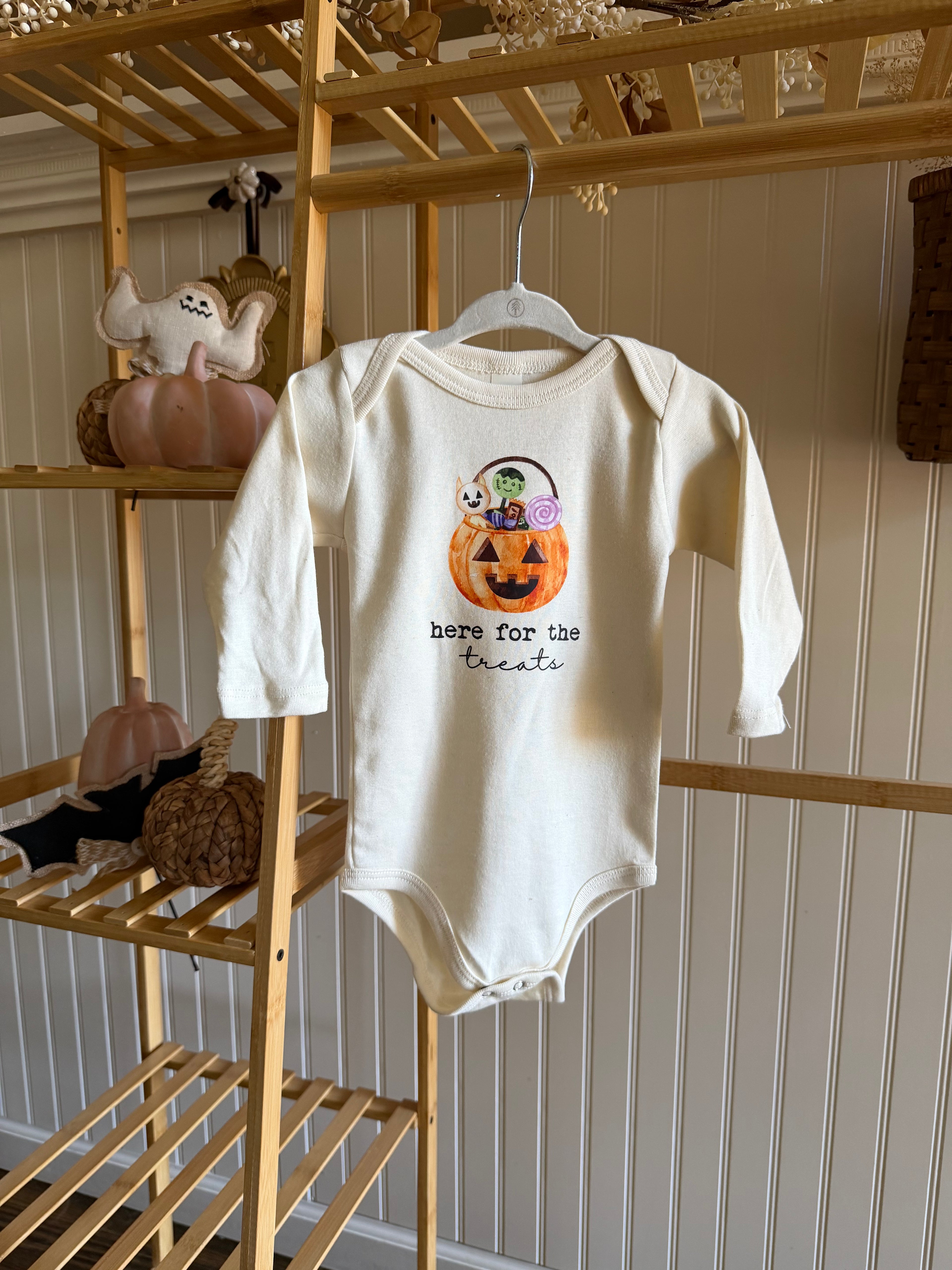 Here For The Treats Organic Bodysuit Long Sleeve