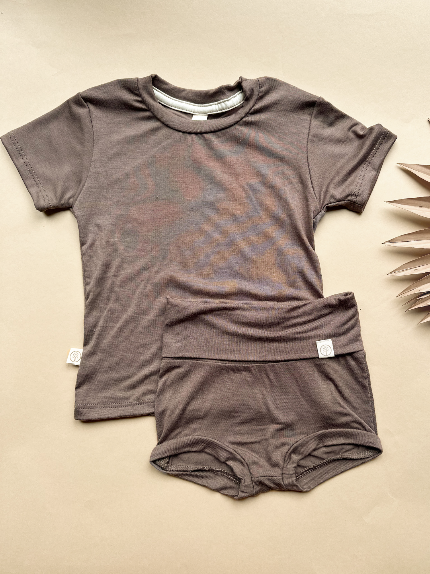 SIZE 4/5T | Bamboo Kids Outfit Bloomers + T-shirt Set | Coffee