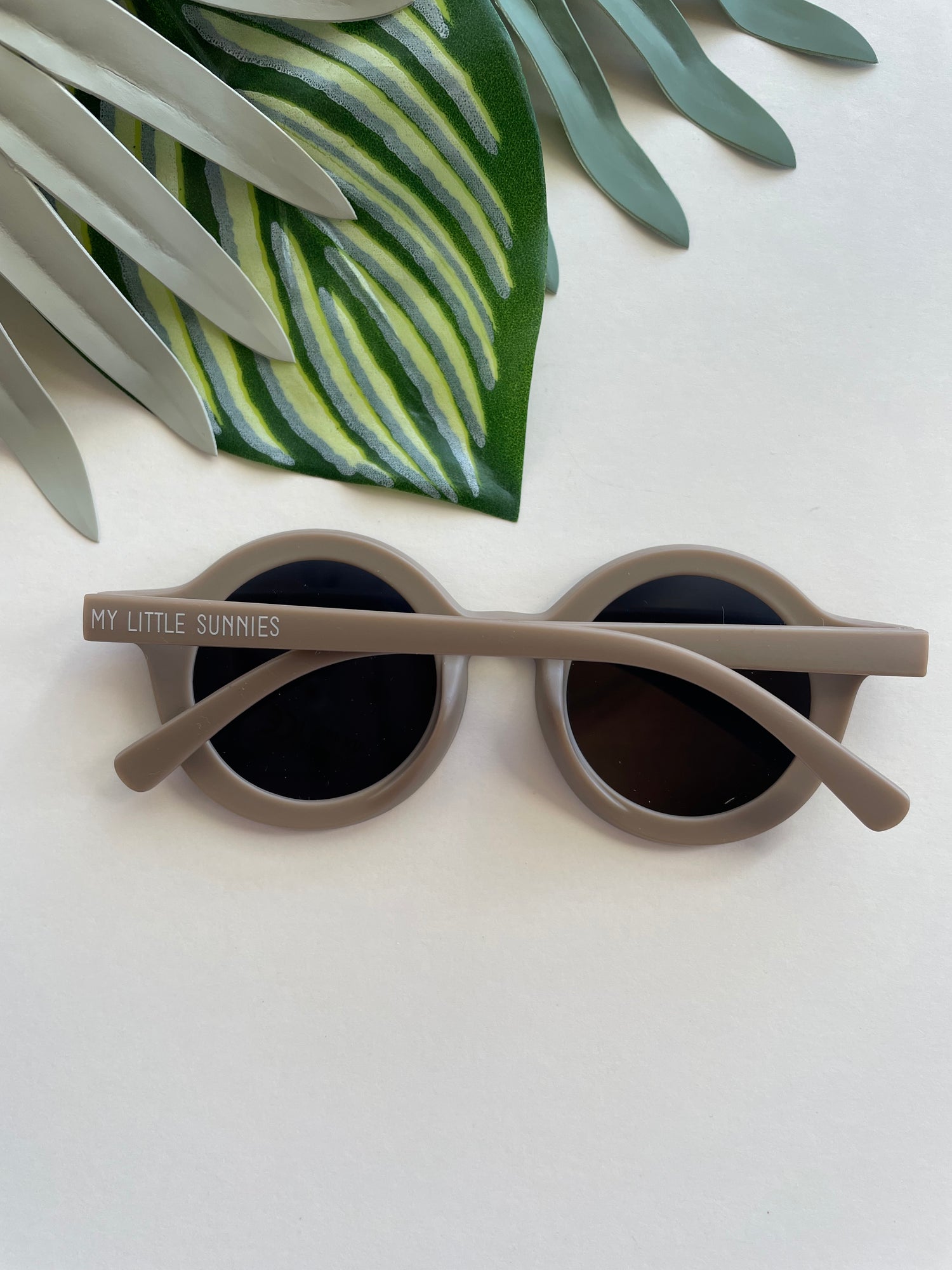 Round Two Tone Cheetah Sunglasses - Coffee