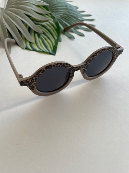 Round Two Tone Cheetah Sunglasses - Coffee