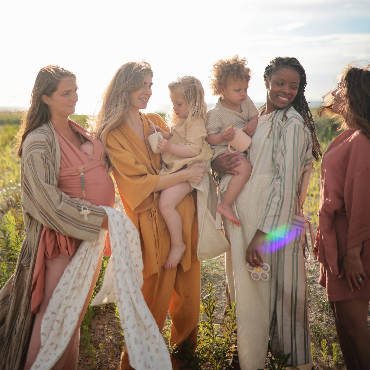 Silicone Pacifier Clip | Eva - Tenth &amp; Pine - Pacifier Clip - Black