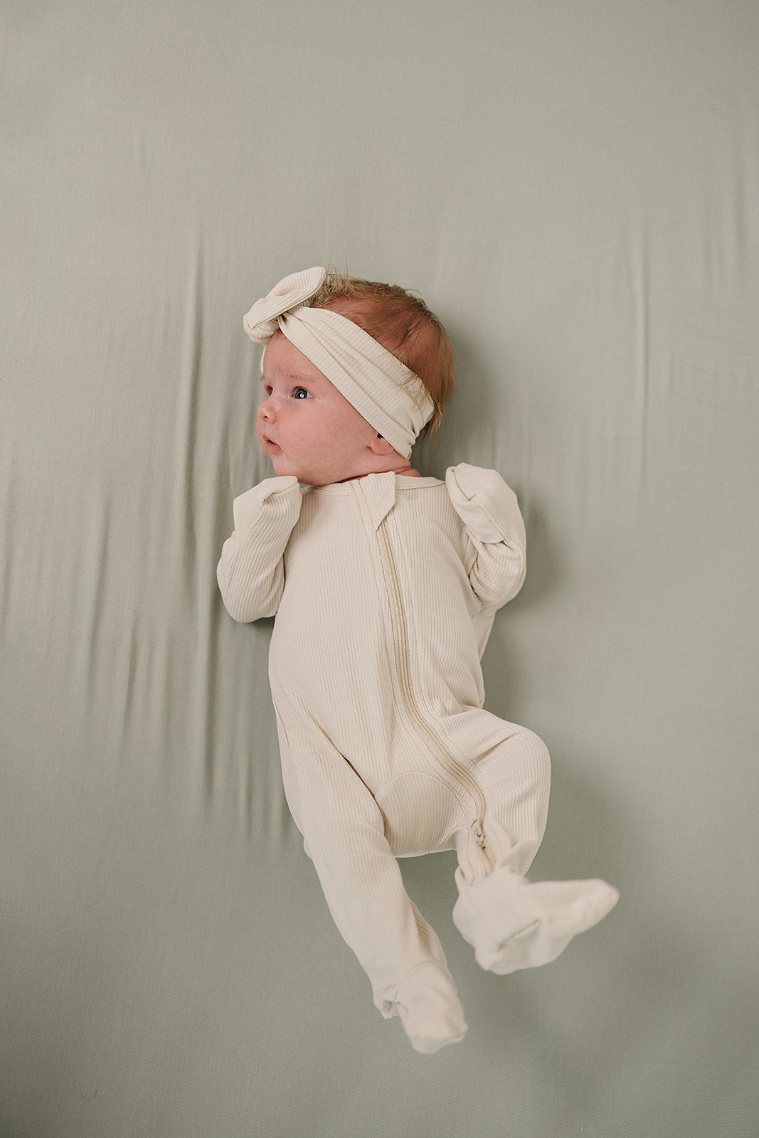 Cream Ribbed Bamboo Zipper