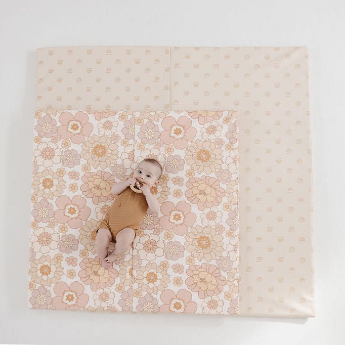 Blooms Vegan Leather Mat - Tenth &amp; Pine - Vegan Leather Padded Mat - Standard