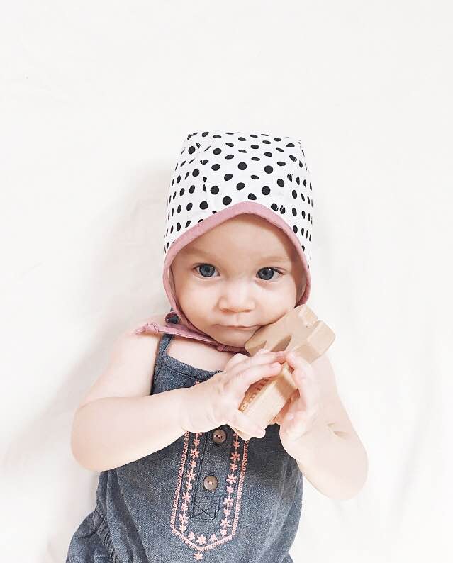 Bunny Wooden Grasping Toy with Teething Beads - Tenth &amp; Pine - Grasping Toy - 