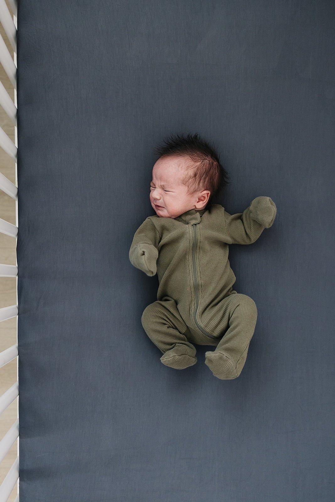 Charcoal Bamboo Stretch Crib Sheet - Tenth & Pine -