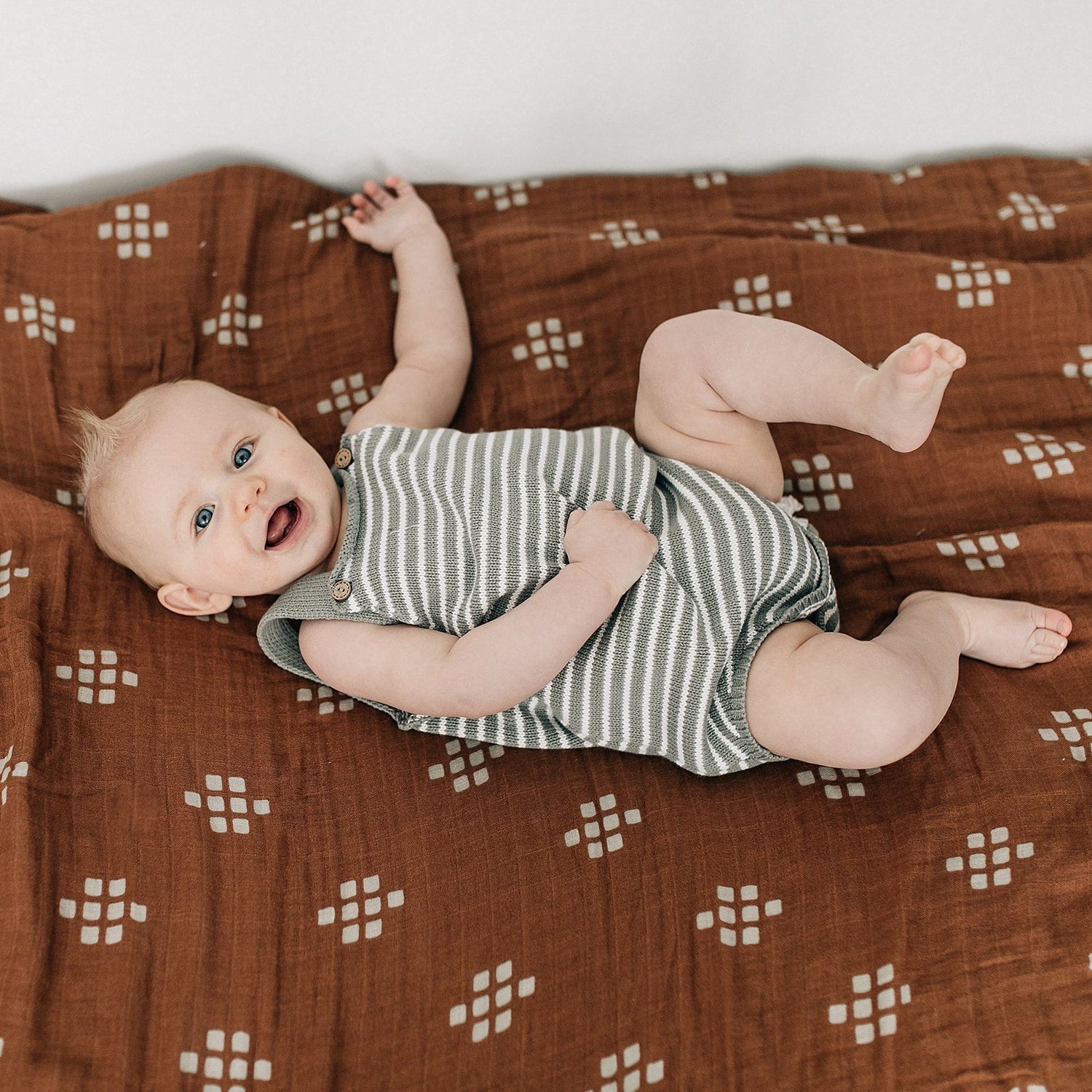 Chestnut Textiles Muslin Swaddle Blanket - Tenth &amp; Pine - 