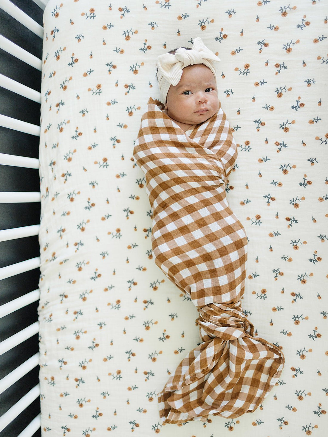 Cream Floral Muslin Crib Sheet - Tenth & Pine -