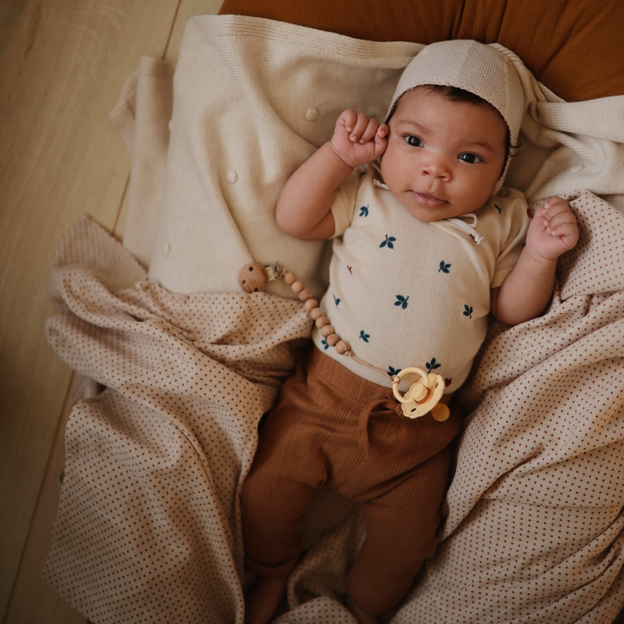 FRIGG Daisy Natural Rubber Pacifier 2 - Pack - Tenth &amp; Pine - FRIGG PACIFIERS - 6 - 18 months - Pink Cream/Poppy