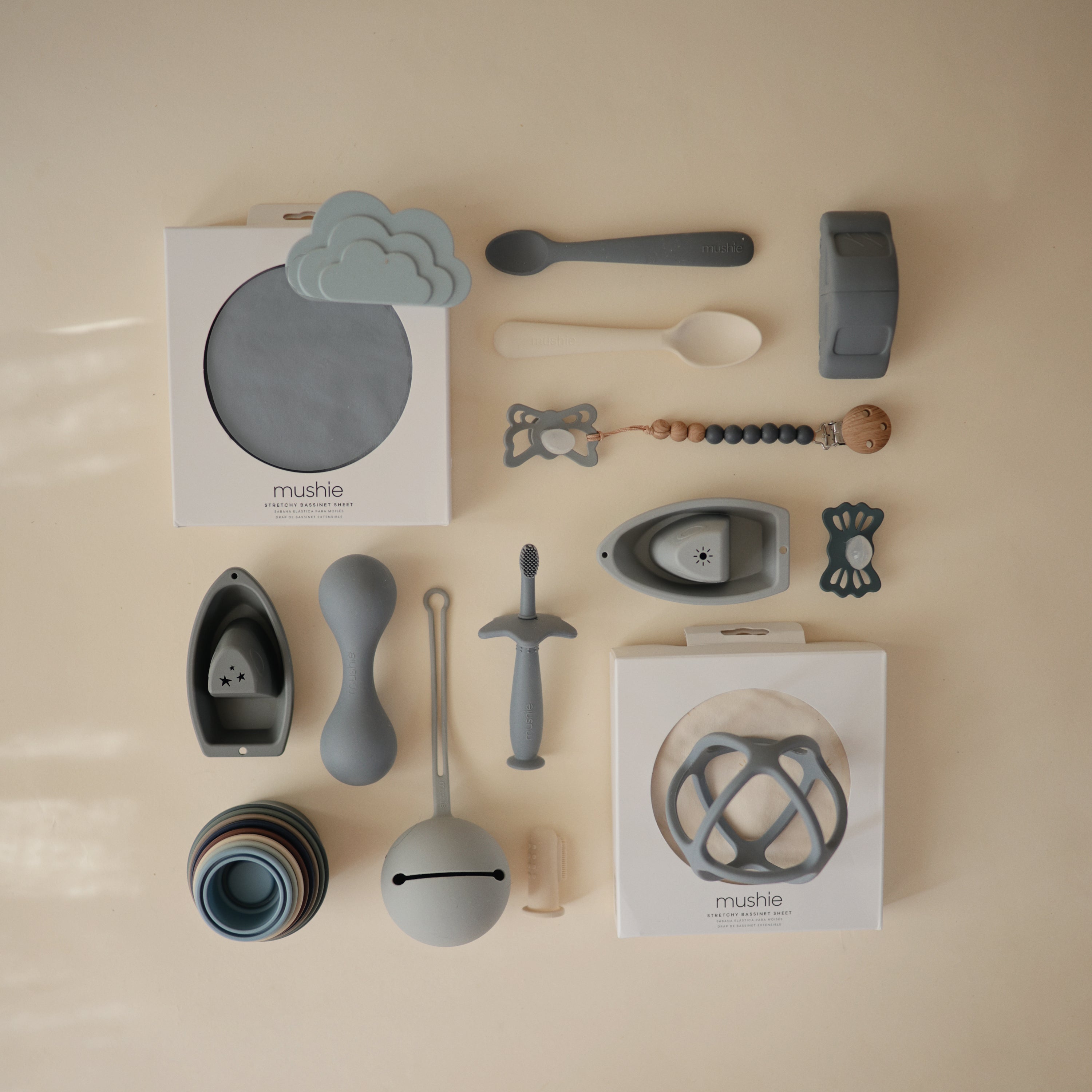 Silicone Pacifier Clip | Eva - Tenth &amp; Pine - Pacifier Clip - Black