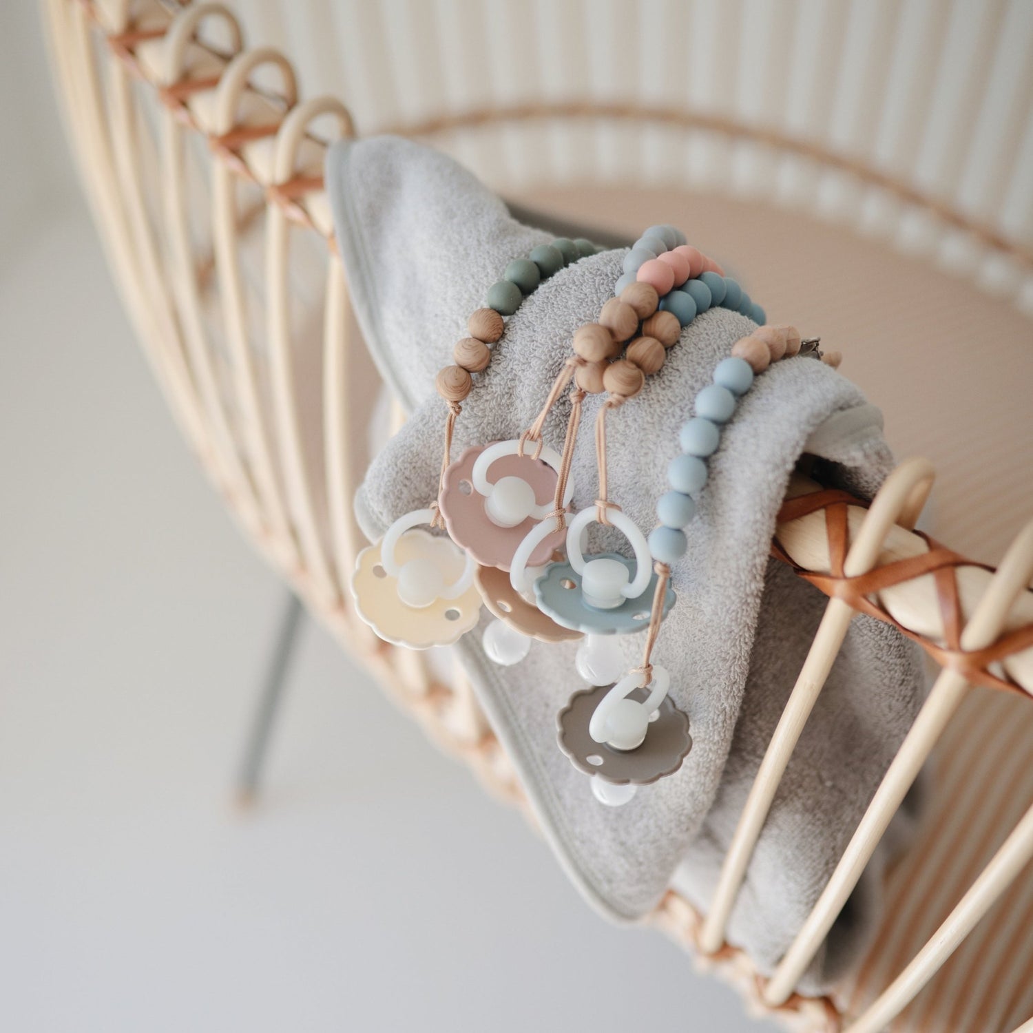 FRIGG Daisy Night Silicone Pacifier 2 - Pack - Tenth &amp; Pine - FRIGG PACIFIERS - 6 - 18 months - Portobello/Croissant