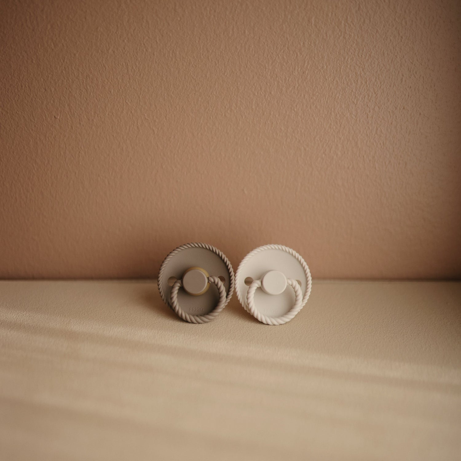 FRIGG Rope Natural Rubber Pacifier 2 - Pack - Tenth &amp; Pine - FRIGG PACIFIERS - 6 - 18 months - Cream/Green Tea