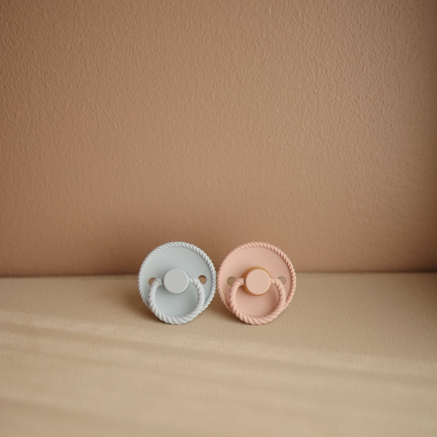 FRIGG Rope Natural Rubber Pacifier 2 - Pack - Tenth &amp; Pine - FRIGG PACIFIERS - 6 - 18 months - Cream/Green Tea