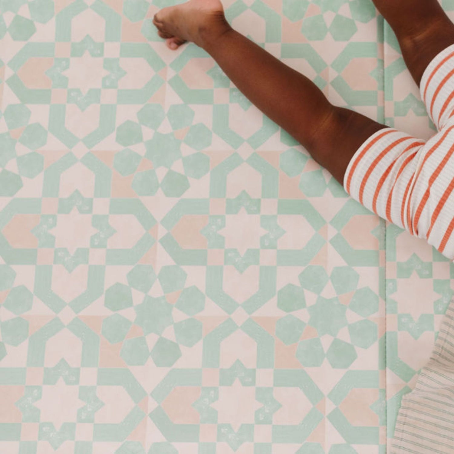 Green Tile Vegan Leather Mat - Tenth &amp; Pine - Vegan Leather Padded Mat - Standard