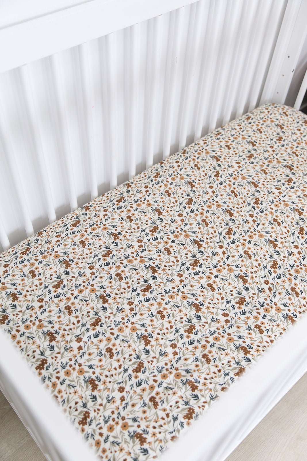 Harvest Floral Muslin Crib Sheet - Tenth & Pine -