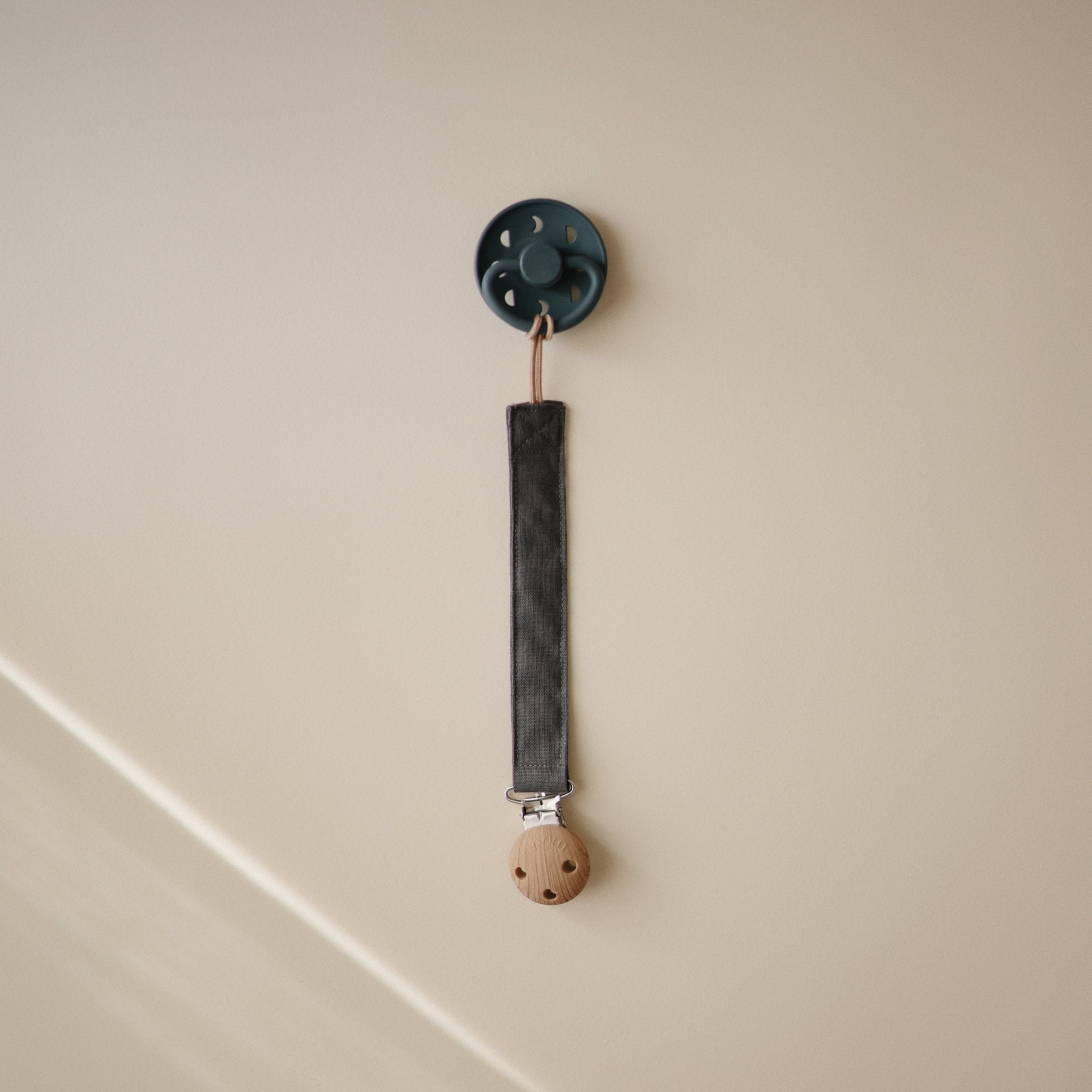 Linen Pacifier Clip 2 - Pack - Tenth &amp; Pine - Pacifier Clip - Blush/Cream