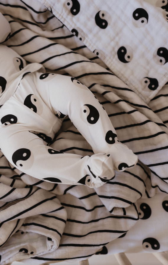 Muslin Quilt | Black &amp; White Yin Yang / Stripe - Tenth &amp; Pine - Quilt - forever french baby