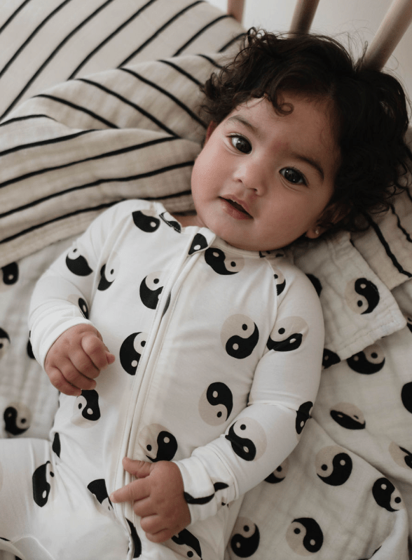 Muslin Quilt | Black &amp; White Yin Yang / Stripe - Tenth &amp; Pine - Quilt - forever french baby