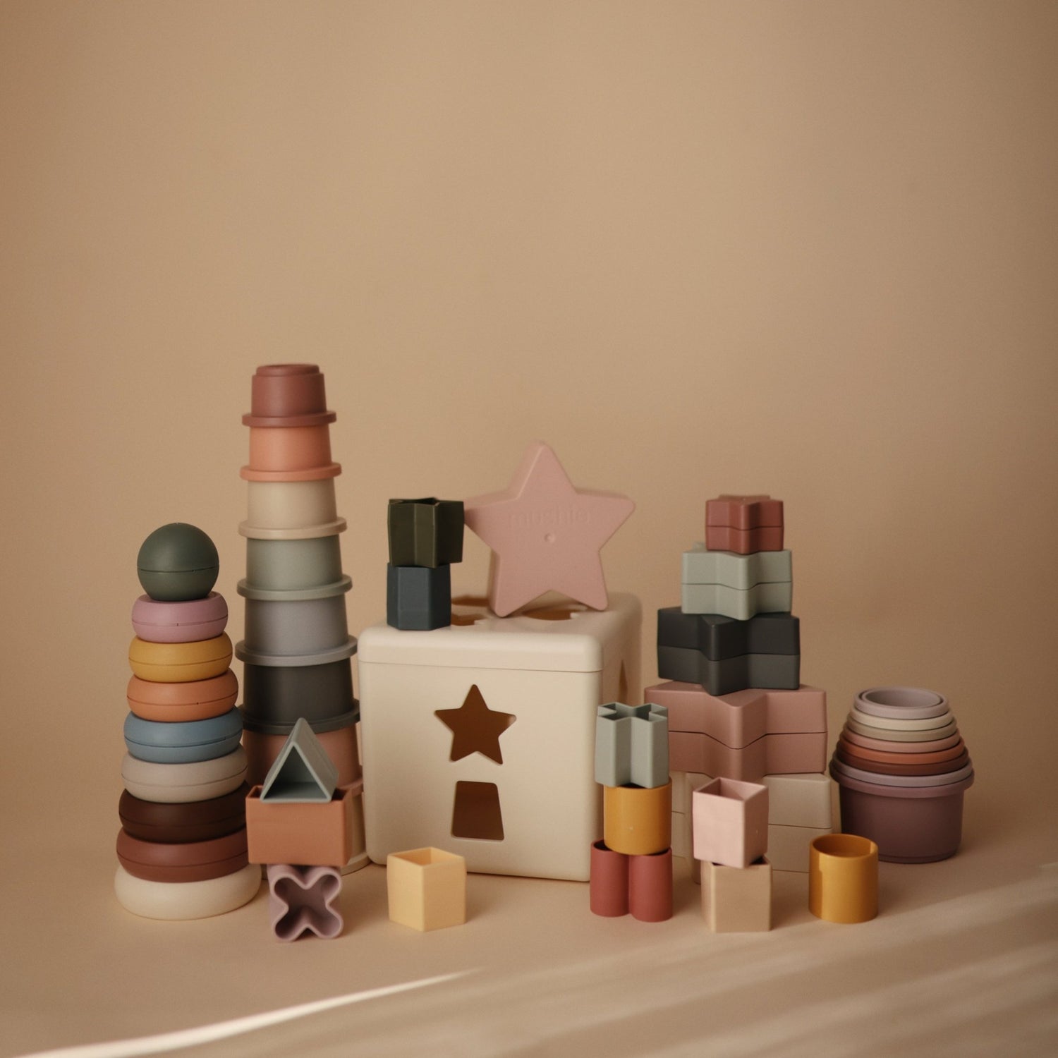 Nesting Stars Toy - Tenth &amp; Pine - toys - Original