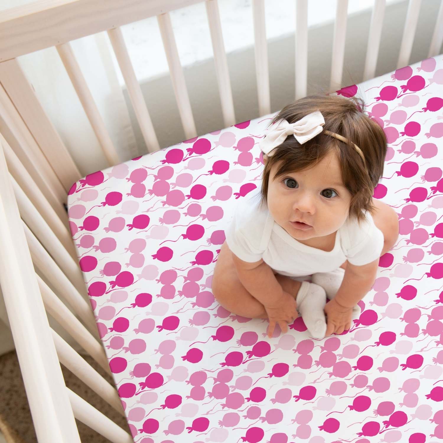 Organic Crib Sheet - Pink Balloons - Tenth &amp; Pine - Crib Sheets - 