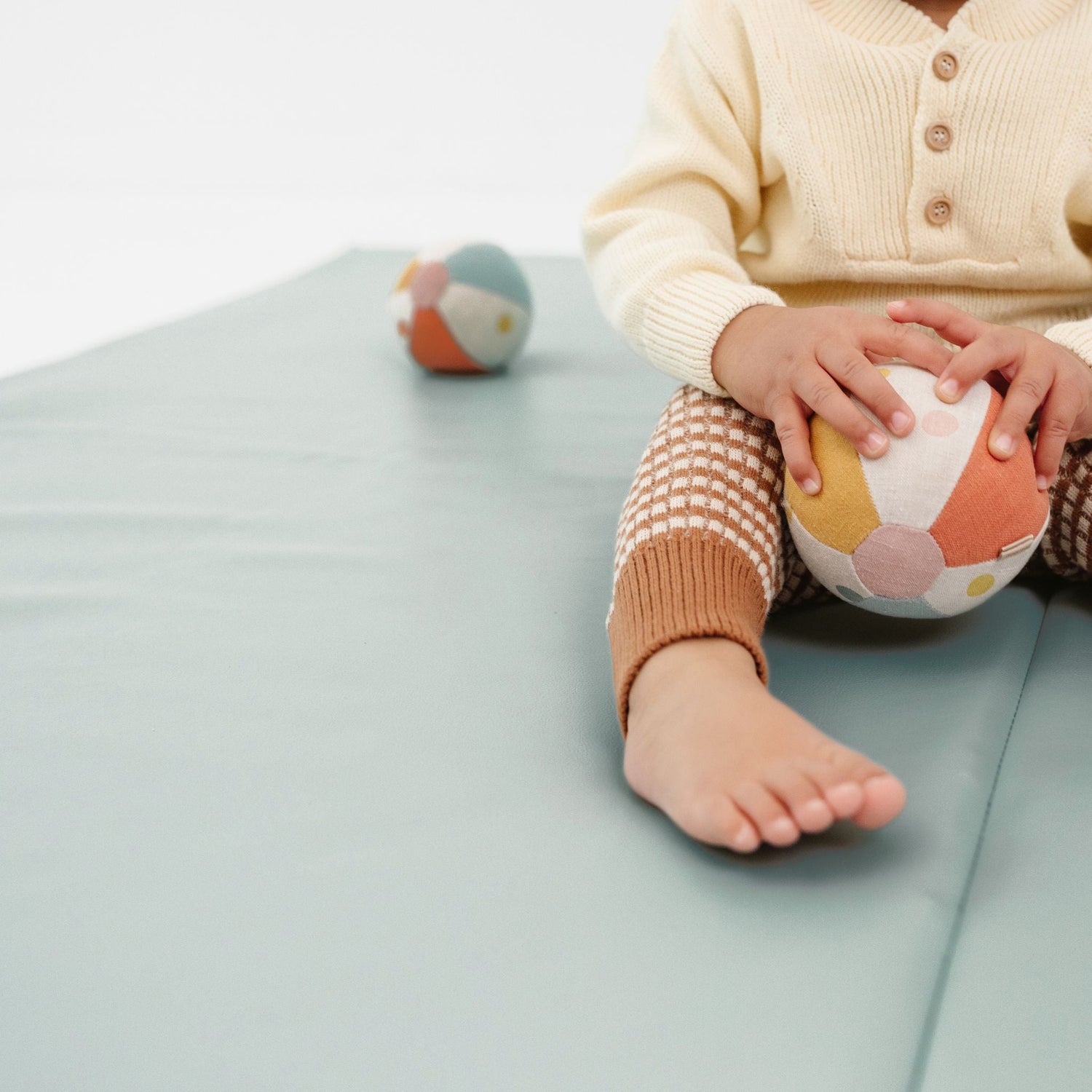 Sage Vegan Leather Mat - Tenth &amp; Pine - Vegan Leather Padded Mat - Standard