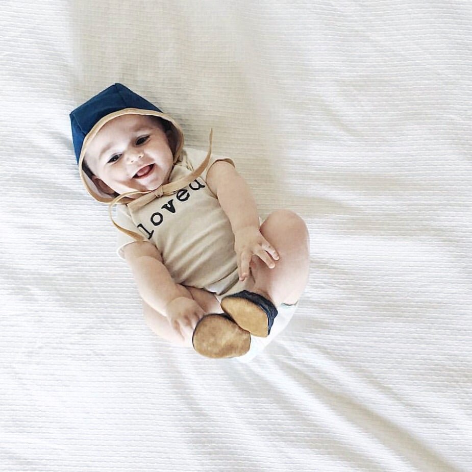 Short Sleeve Bodysuit | Loved. | Organic Cotton - Tenth &amp; Pine - Short Sleeve Onesie - 0 - 3M