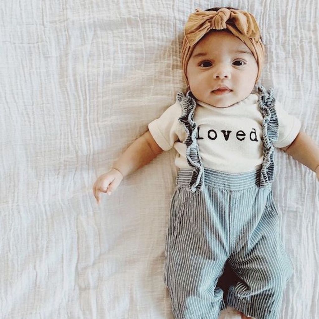 Short Sleeve Bodysuit | Loved. | Organic Cotton - Tenth &amp; Pine - Short Sleeve Onesie - 0 - 3M