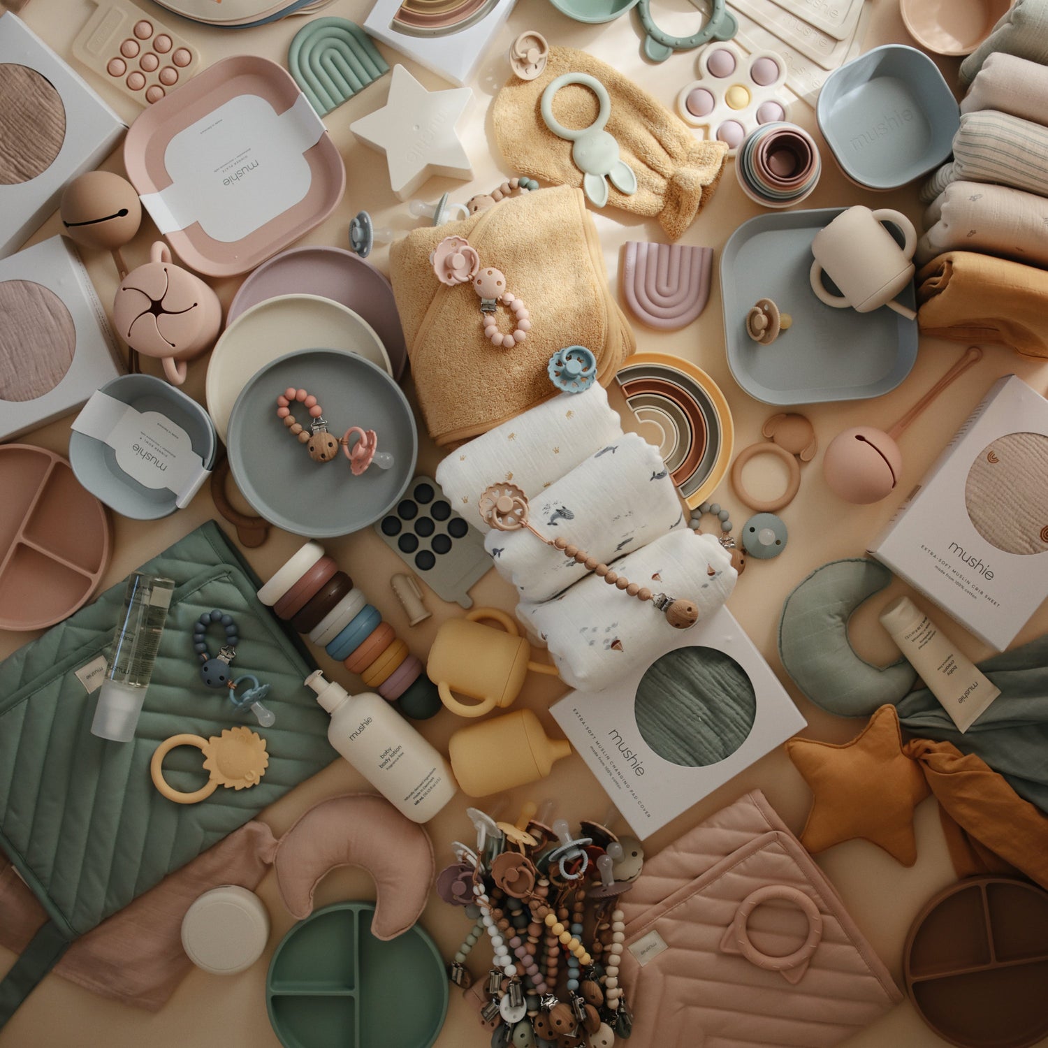 FRIGG Andersen Fairytale Natural Rubber Pacifier 2 - Pack - Tenth &amp; Pine - FRIGG PACIFIERS - 6 - 18 months - Twilight Mauve/Primrose