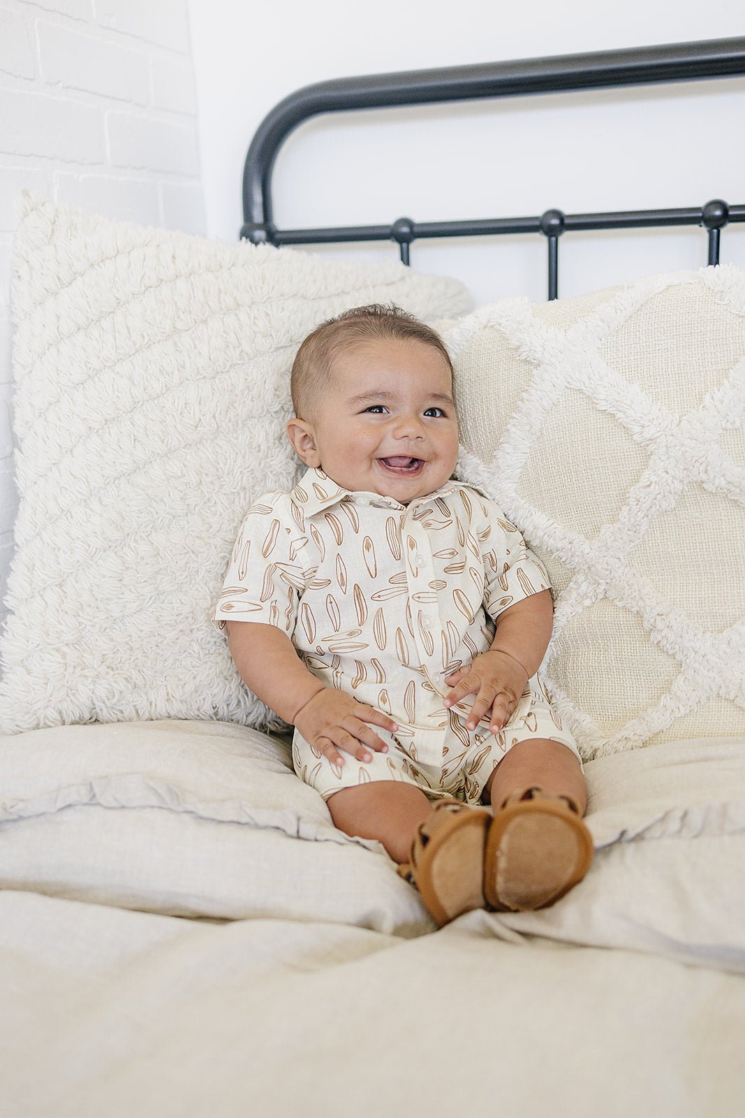 Surfboard Linen Cotton Shorts - Tenth &amp; Pine - 0 - 3