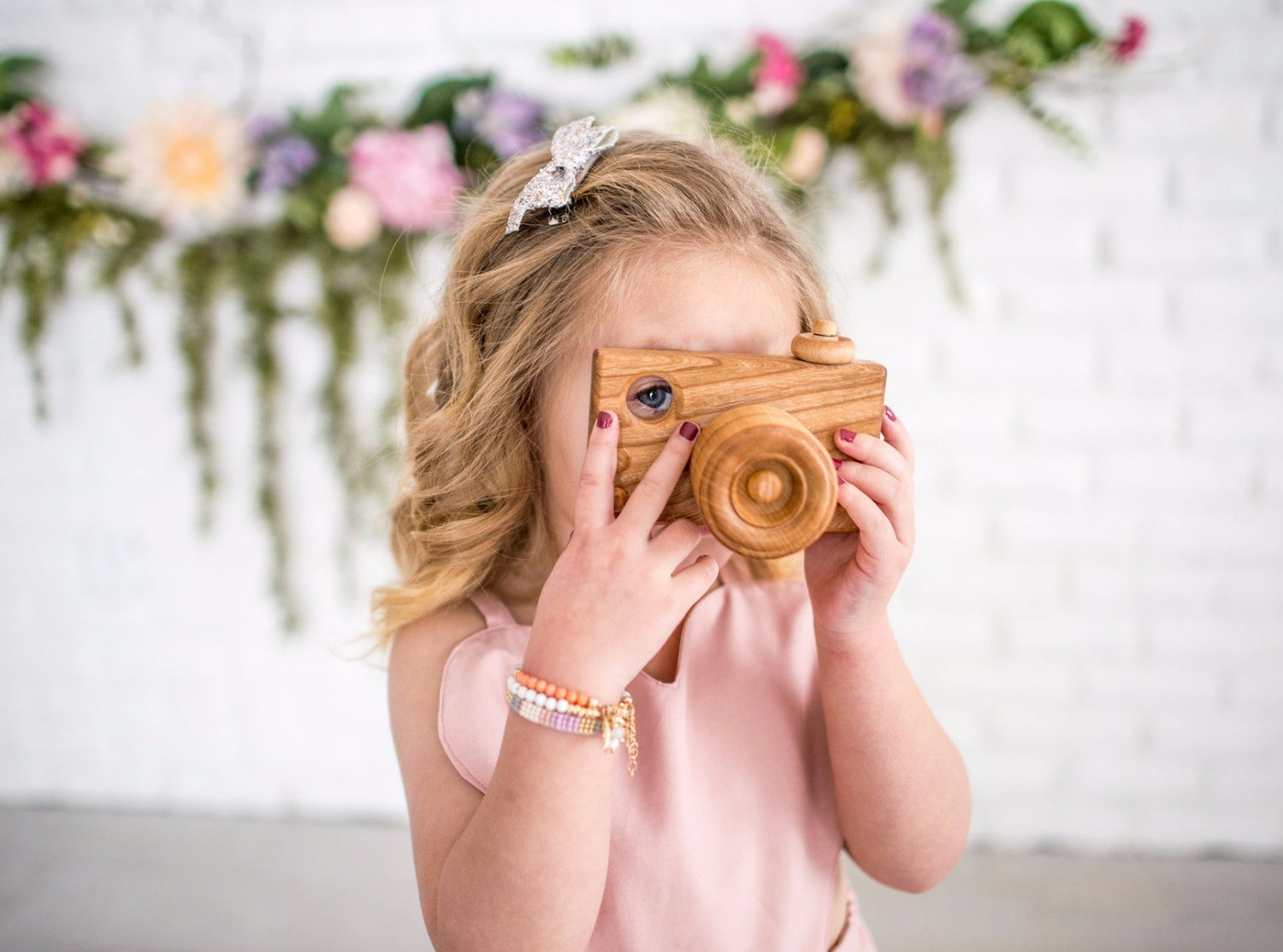 Wooden Toy Camera - Tenth &amp; Pine - Wooden Toy - 